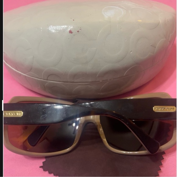 Coach sunglasses w/hard case😎 - Picture 5 of 8